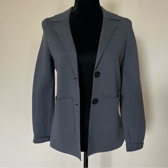Margaret O'Leary Sleek Gray Fitted Two Button Two Pocket Career Blazer Sz Small - Picture 1 of 5